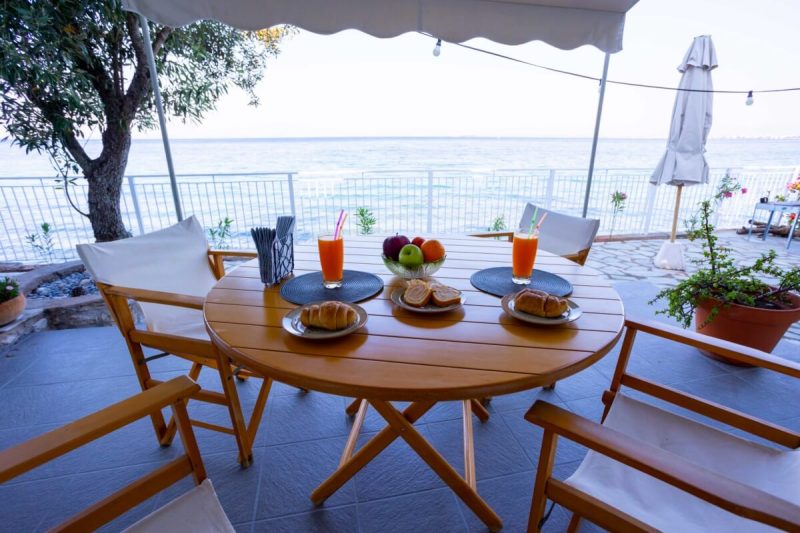 NIKOS-AIRBNB-37