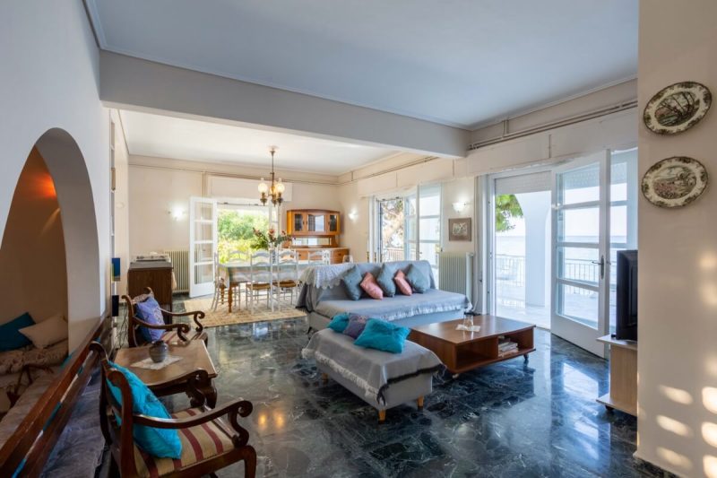 NIKOS-AIRBNB-44