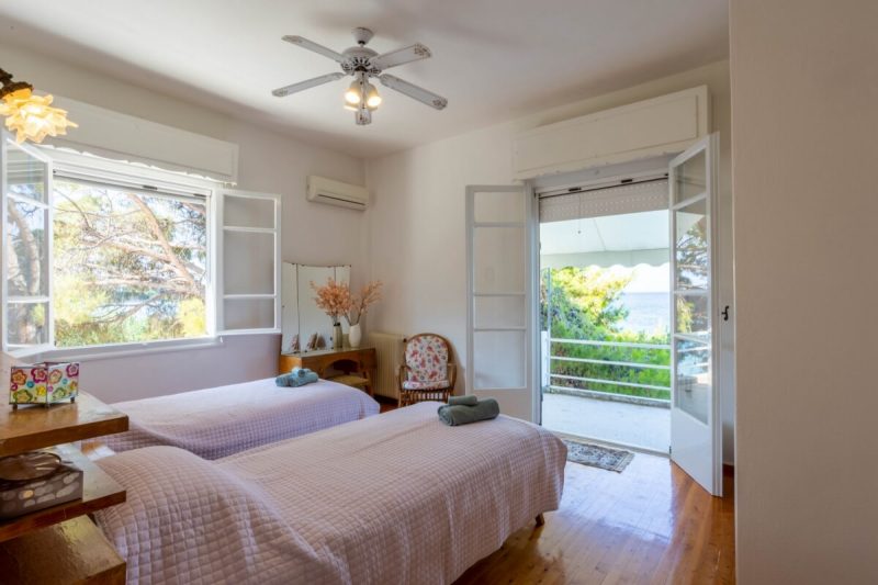 NIKOS-AIRBNB-56