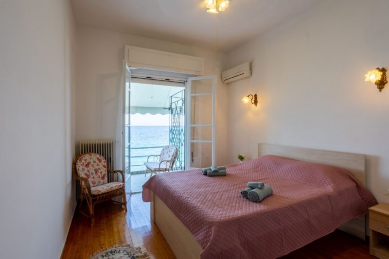 NIKOS-AIRBNB-59