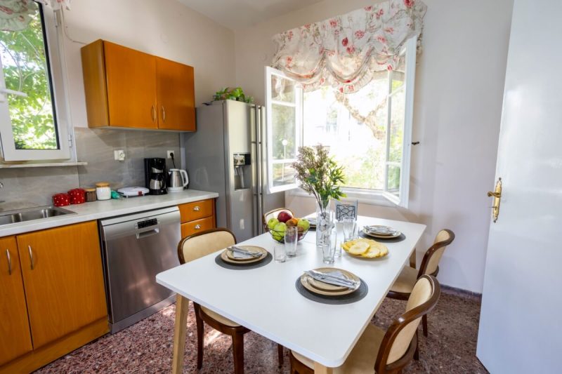 NIKOS-AIRBNB-76